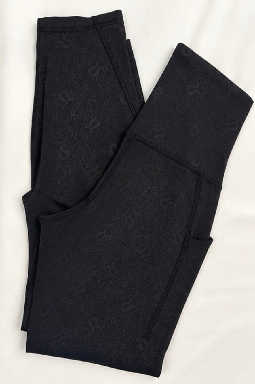 Lululemon Fast & Free Crop Leggings Black Logo Print Side Pockets Women’s 10